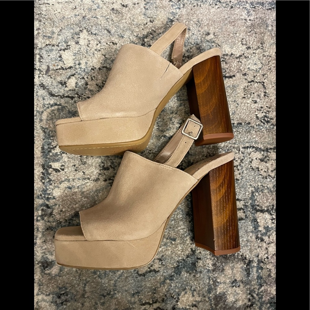Vince Camuto Sovetta - Picture 4 of 10